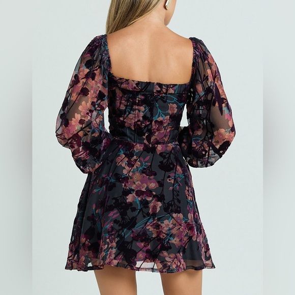 NWT SHOWPO Jessel Mini Dress Long Sleeve Cowl Corset in Burnt Out Floral 4 - Picture 5 of 16